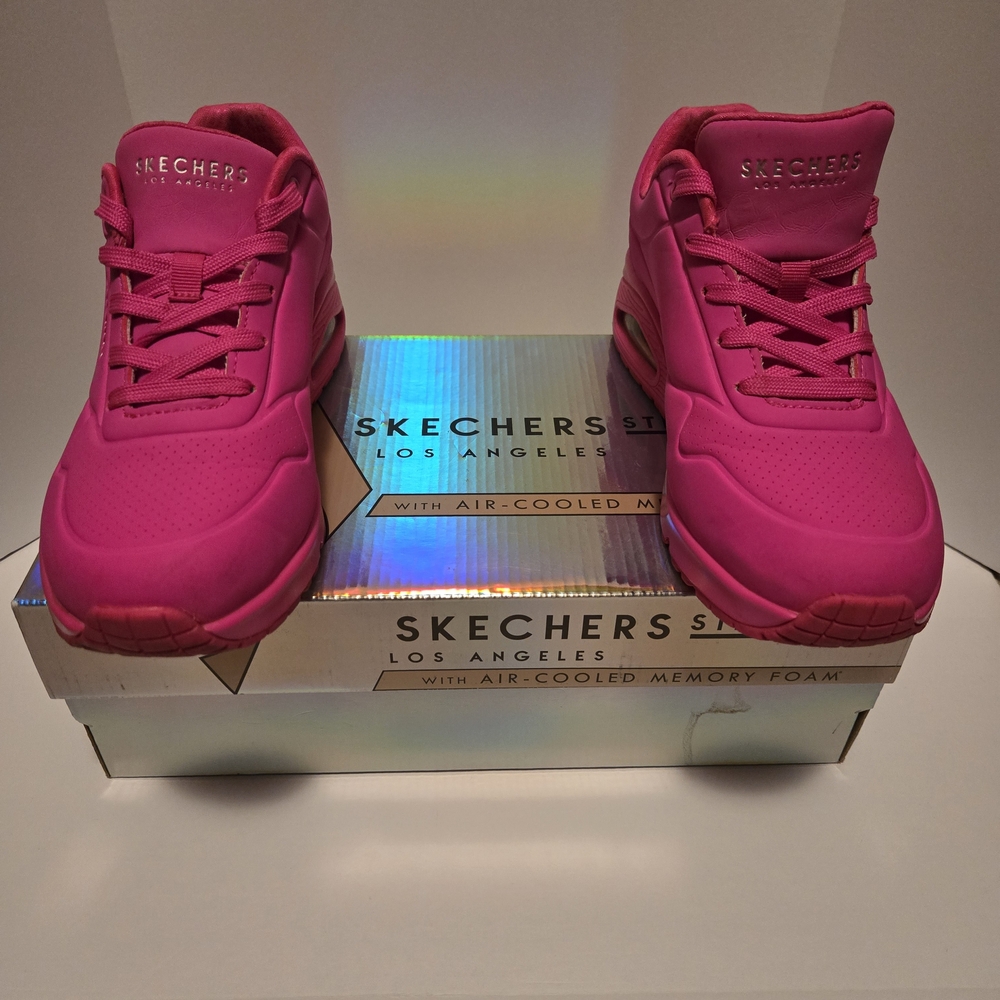 Skechers Pink Sneakers
